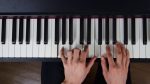 Leçon de piano n°5 : Tutoriel La java bleue <span class="titlered">[Unpianiste]</span>