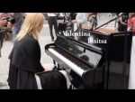 Amazing professional pianists at the street <span class="titlered">[Street Piano Videos]</span>