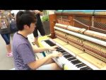 Crazy amazing street pianists playing Liszt <span class="titlered">[Street Piano Videos]</span>