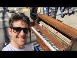 A beautiful day for piano in the streets! New York City <span class="titlered">[Piano Around the World]</span>