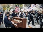 Street Piano with a Protest in NYC [Piano Around the World]