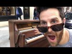 Live on the streets of NYC! [Piano Around the World]